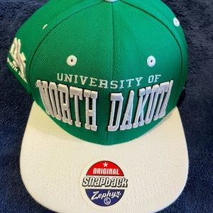 Vintage New Zephyr University of North Dakota (UND) Flatbrim Hat